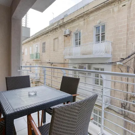Charming 3br Steps From The Promenade By 360 Estates Appartamento Sliema