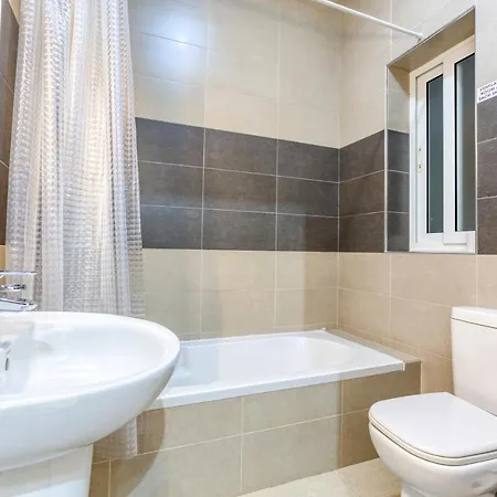 Charming 3br Steps From The Promenade By 360 Estates *
